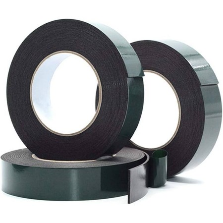 Rola adeziva capacele Magic Tape 20mmX10m Rola adeziva capacele Magic Tape 20mmX10m