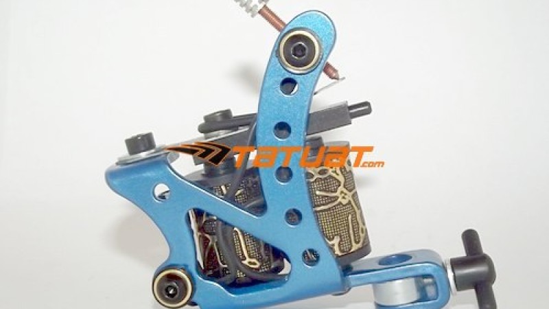 Tehnica Powder Brows: Ghid Complet pentru Sprâncene Pudrate Perfecte